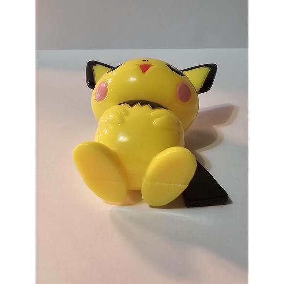 Vintage Collectible Pokémon Pikachu 2.25” Figure Plastic Toy 2001 Nintendo - Picture 3 of 4